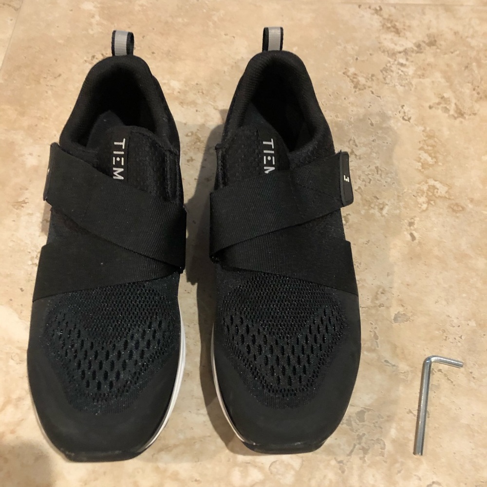 Tiem spin shoes with Shimano cleats. 8.5 . NEW.